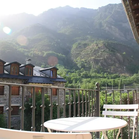 Bpirineos-parque Tilos 2 Appartement